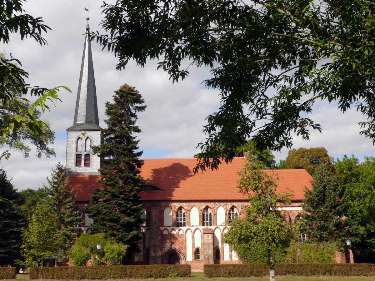 Stepenitz Klosterhotel Marienfliess מראה חיצוני תמונה